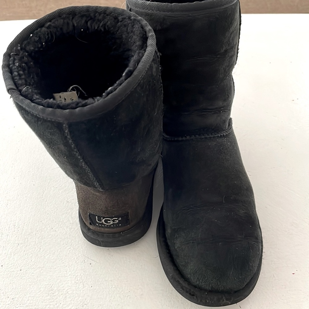 Uggs size 7